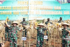 Pangkostrad Bersama...
