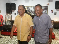 30 Tahun Bersahabat,...