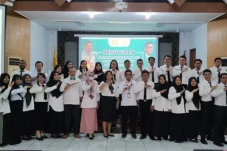 Penyuluh Pertanian Lutra...