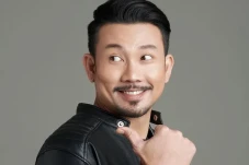 Denny Sumargo Jual Benda...