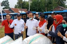 Peserta Jalan Santai...