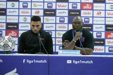 Persis Solo Tenggelam...