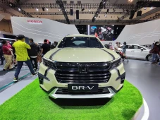 Brio dan BR-V Hanya...