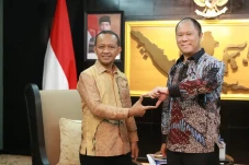 Menteri Bahlil Siap...
