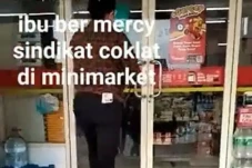 Emak-emak Bermobil Mercy...