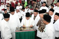 Gus Muhaimin Resmikan...