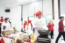 Meriahkan Peringatan...