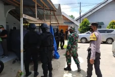 Geledah Rumah Terduga...