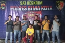 Geger, Pelajar Tembak...