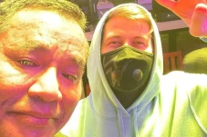 Potret Alan Walker dan...