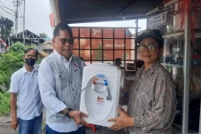 Dukung Kemajuan UMKM,...