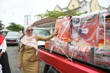 Pemkab Luwu Utara Beri...