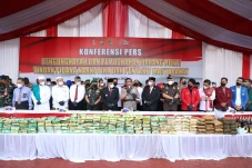 Polda Sumut Bakar 253...