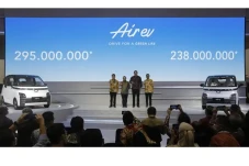Keren! Wuling Luncurkan...