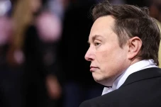 Elon Musk: Saya Beli...