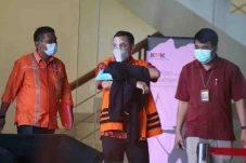 Ditangkap KPK Lagi,...