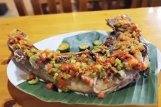 4 Ikan Bakar Rendah...