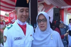 Tangis Iriani Pecah...