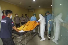 Polisi: Identifikasi...