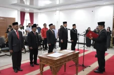 Pj Gubernur Sulbar Lantik...