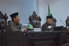 Pemkab Luwu Utara Serahkan...
