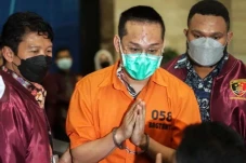 Sidang Kasus Binomo,...
