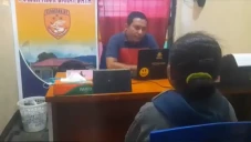 Sadis! Wanita Muda di...