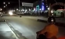 Bentrok Tentara dengan...