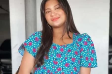 Indah Permatasari Beri...