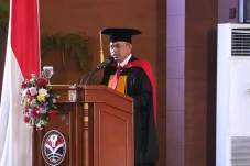UPI Anugerahkan Gelar...