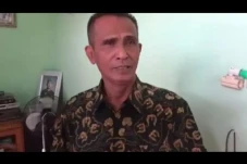 Wakili Wisuda, Ayah...