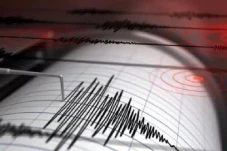 Gempa 6,5 Magnitudo...