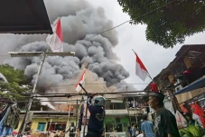 Puluhan Warga Korban...