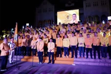 DPD I Desak Golkar Makassar...