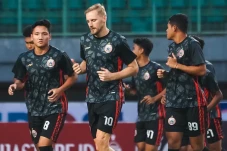 Persija Jakarta vs Persita:...