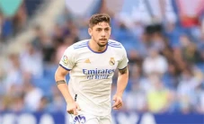 Real Madrid Tolak Tawaran...