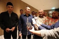 Perindo Gelar Pertemuan...