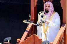 Mantan Imam Masjidil...