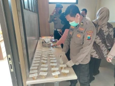 Seluruh Anggota Polresta...