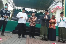 Buka Expo LP Maarif,...