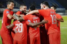 Borneo FC vs Persis...