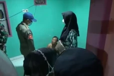 2 Gadis Pelajar Tertangkap...