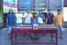 Karyawan Perusahaan...