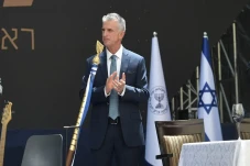 Kepala Mossad: Kesepakatan...