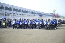 Seri 2 Idemitsu bLU...