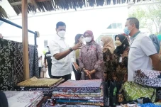 Dorong Pemulihan Ekonomi,...