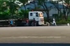 Tawuran Pelajar Kerap...