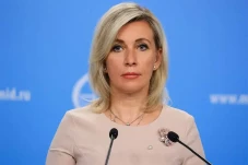 Diplomat Rusia Kecam...