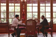 Prabowo Empat Mata dengan...