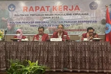 Gelar Raker, Politani...